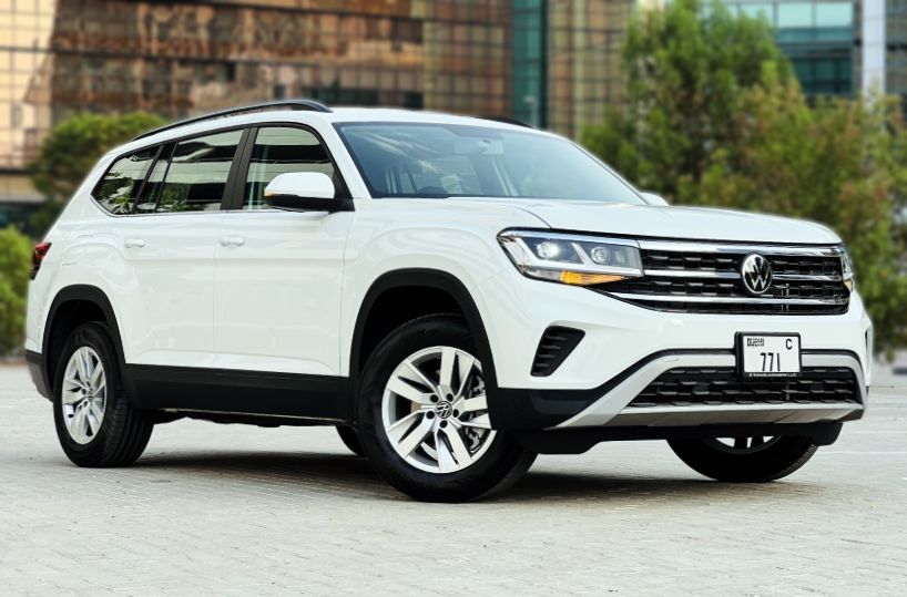 Rent a Volkswagen Teramont in Dubai
