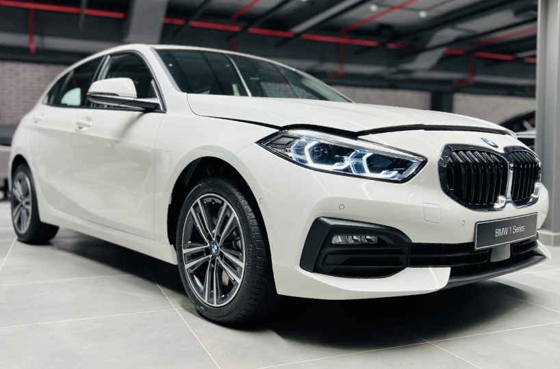 تأجير بي ام دبليو الفئة الخامسة في Dubai (1)