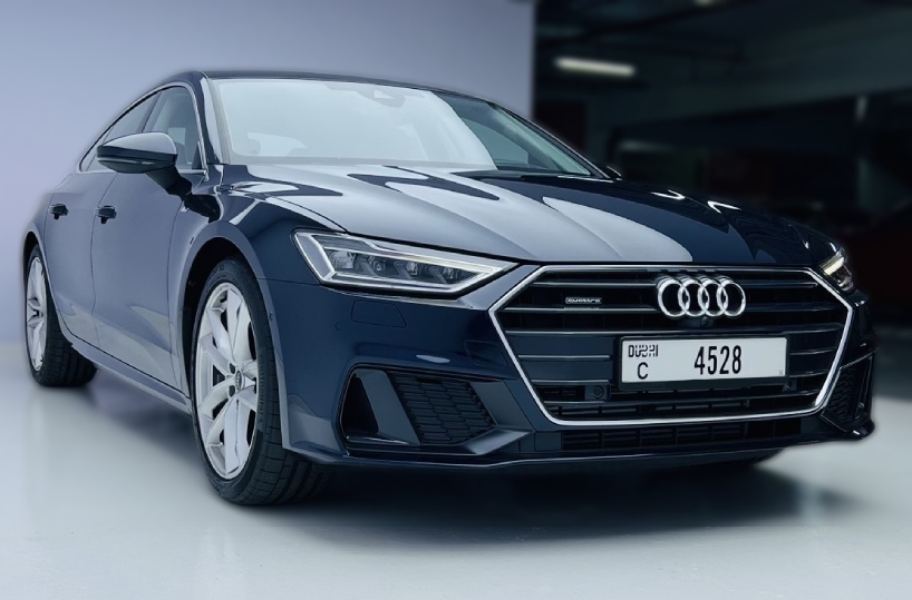 Rent AUDI A7 in Dubai (8)