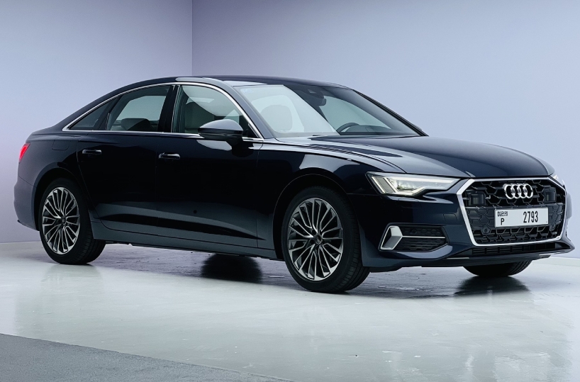 Rent Audi A6 in Dubai (5)