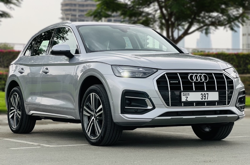 Rent Audi Q5 in Dubai (1)
