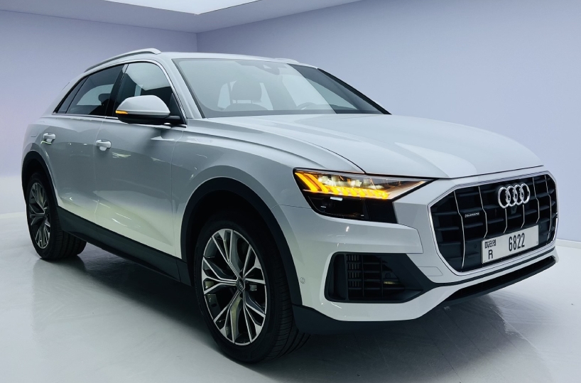 Rent Audi Q8 in Dubai