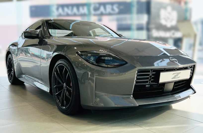 Rent Nissan Z in Dubai (4)