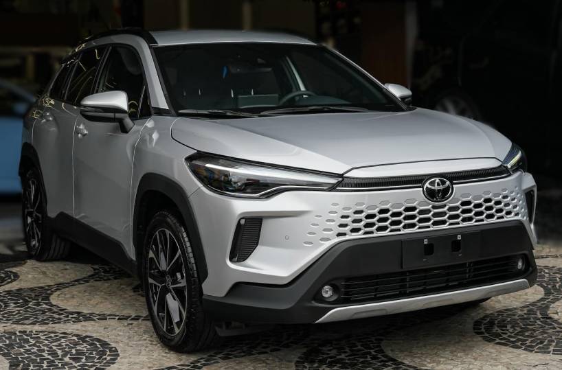 Rent Toyota Corolla Cross 2026 in Dubai from Amex Car Rental