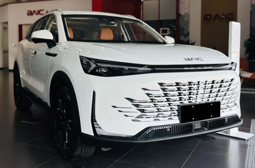 Rent BAIC X7 in Dubai from Amex Car Rental LLC