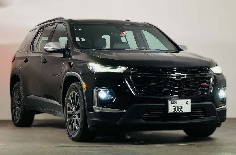 Rent Chevrolet Traverse in Dubai (4)